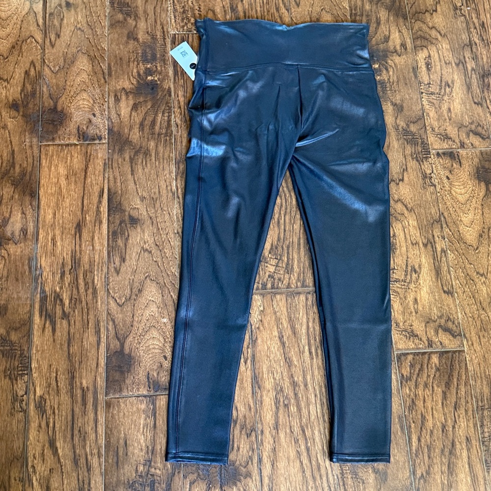NWT! SPANX Black High-Waist Shiny Leggings, size XL petite - Picture 9 of 9